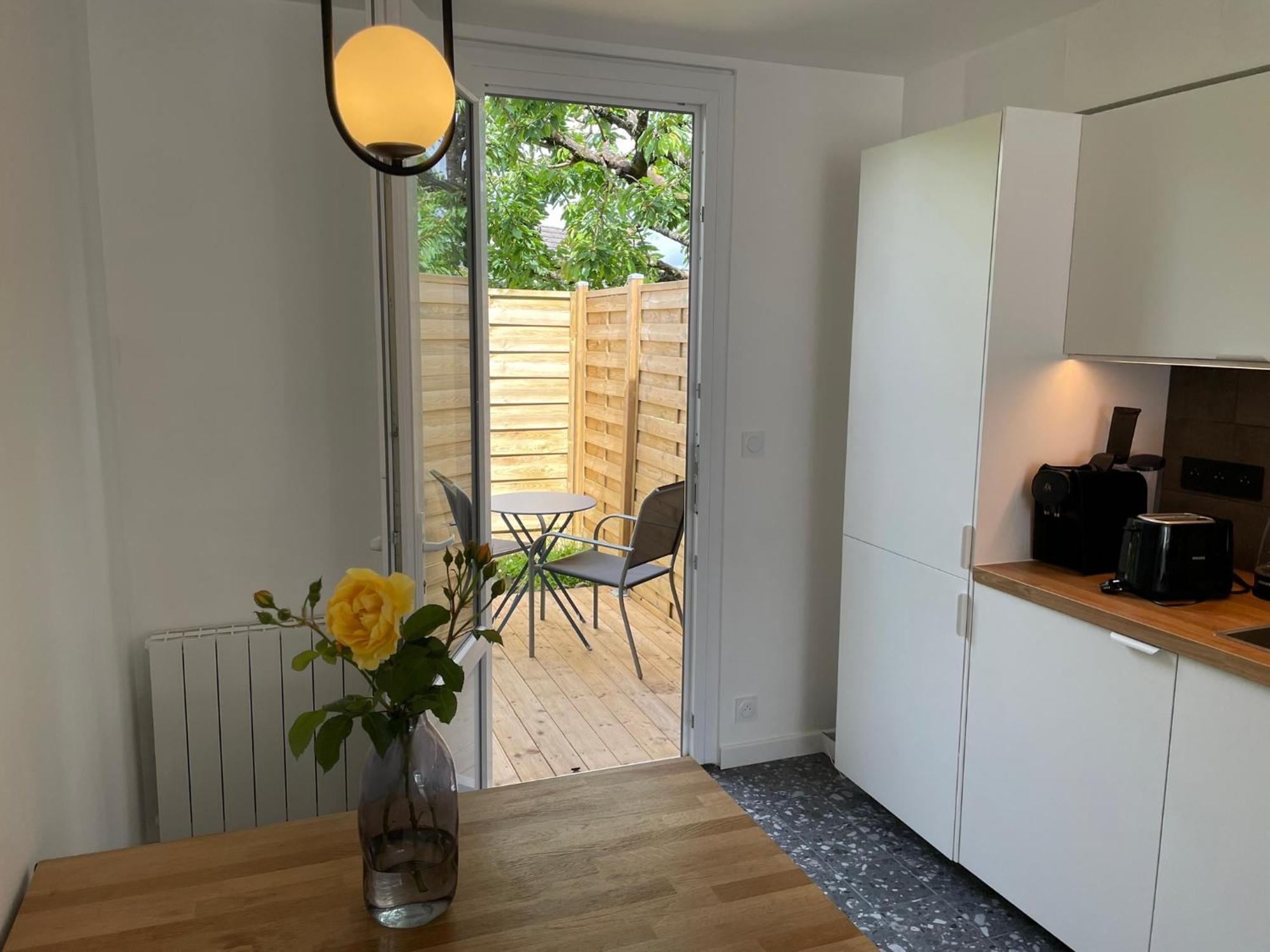 Appartement Dans Une Maison Cosy Chartres Exterior foto